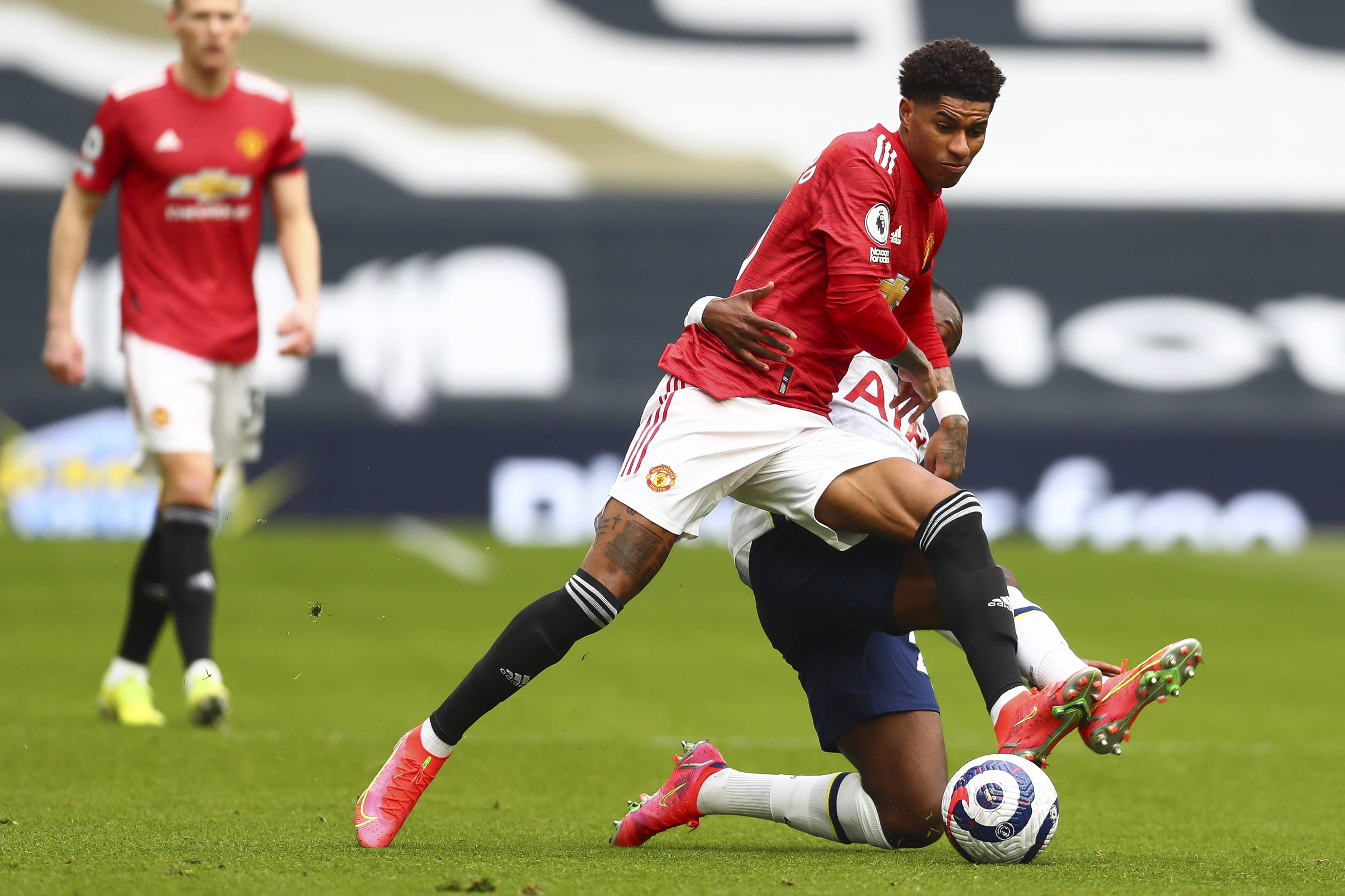 阔的发展空 阔的发展空